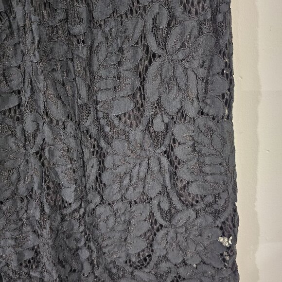 Minimum Women mini skirt with flower laced pattern and black inner lining Size38 - Picture 3 of 5